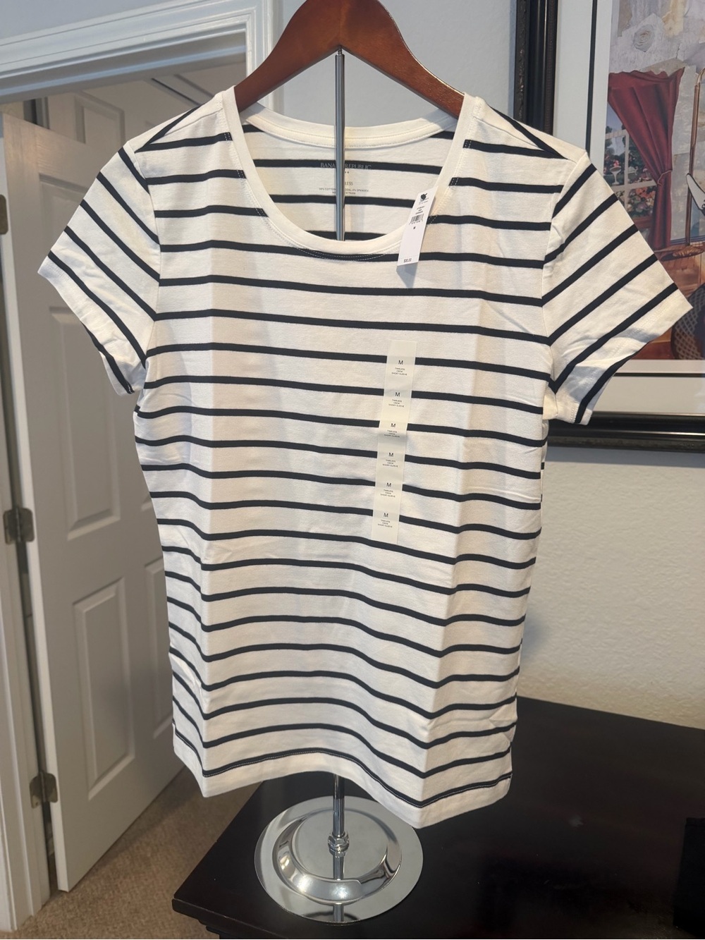 Banana Republic White Tee with Black Stripe Detail - Picture 2 of 5